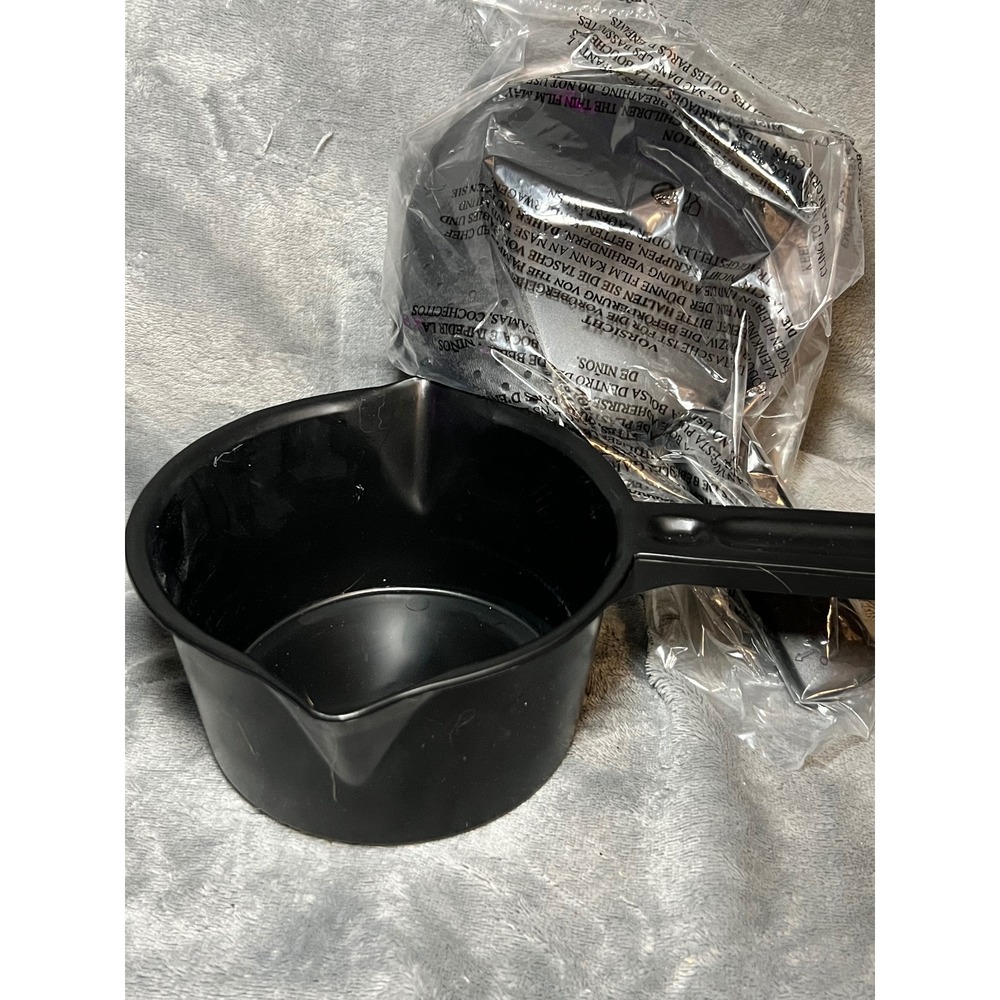 Pampered Chef Small Micro-Cooker 2776 Black 1 Quart Microwave Steamer Pot USA